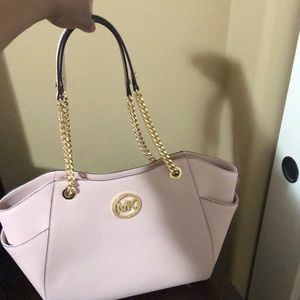 Michael Kors chain shoulder bag